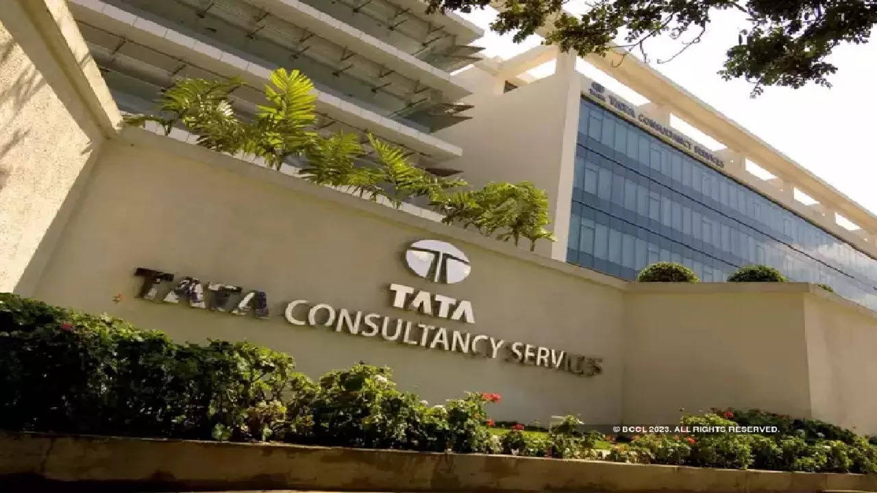 TCS Quarter Results TCS net profit rises 11 percent, TCS Q3 Results