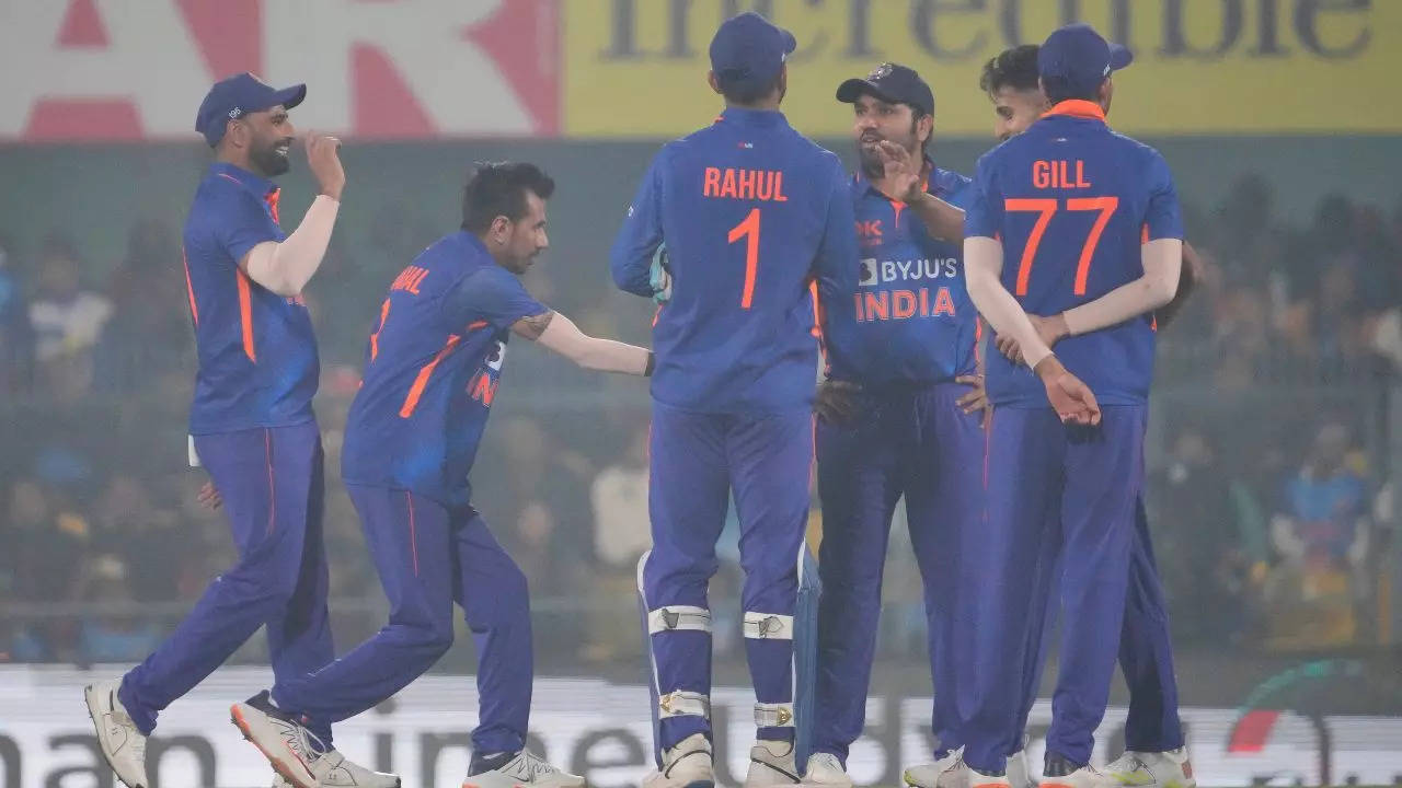 IND vs SL 1st ODI Highlights: शनाका के शतक पर कोहली की 'विराट' सेंचुरी भारी! भारत ने जीता 2023 का पहला वनडे