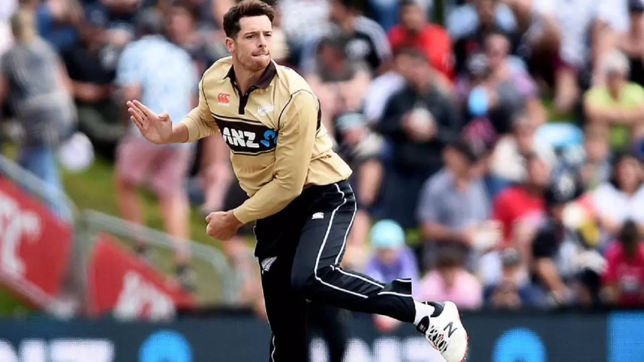 mitchell santner new zealand t20 captain