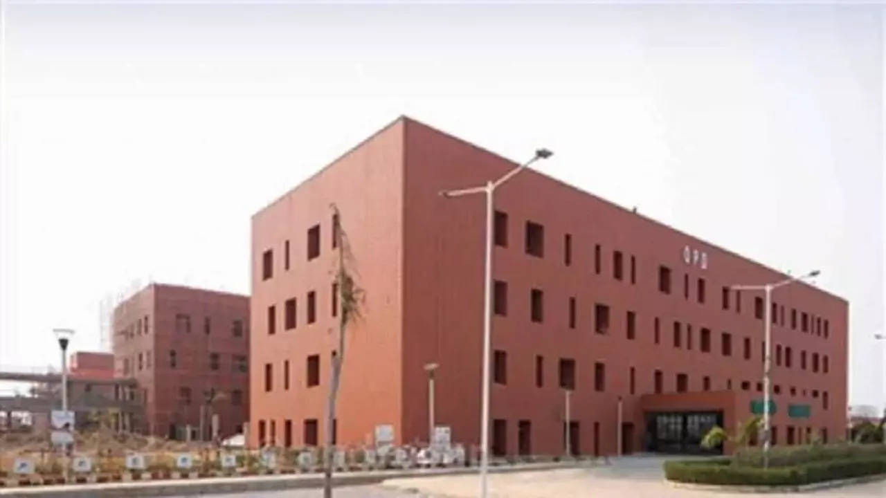 Lucknow Cancer Institute