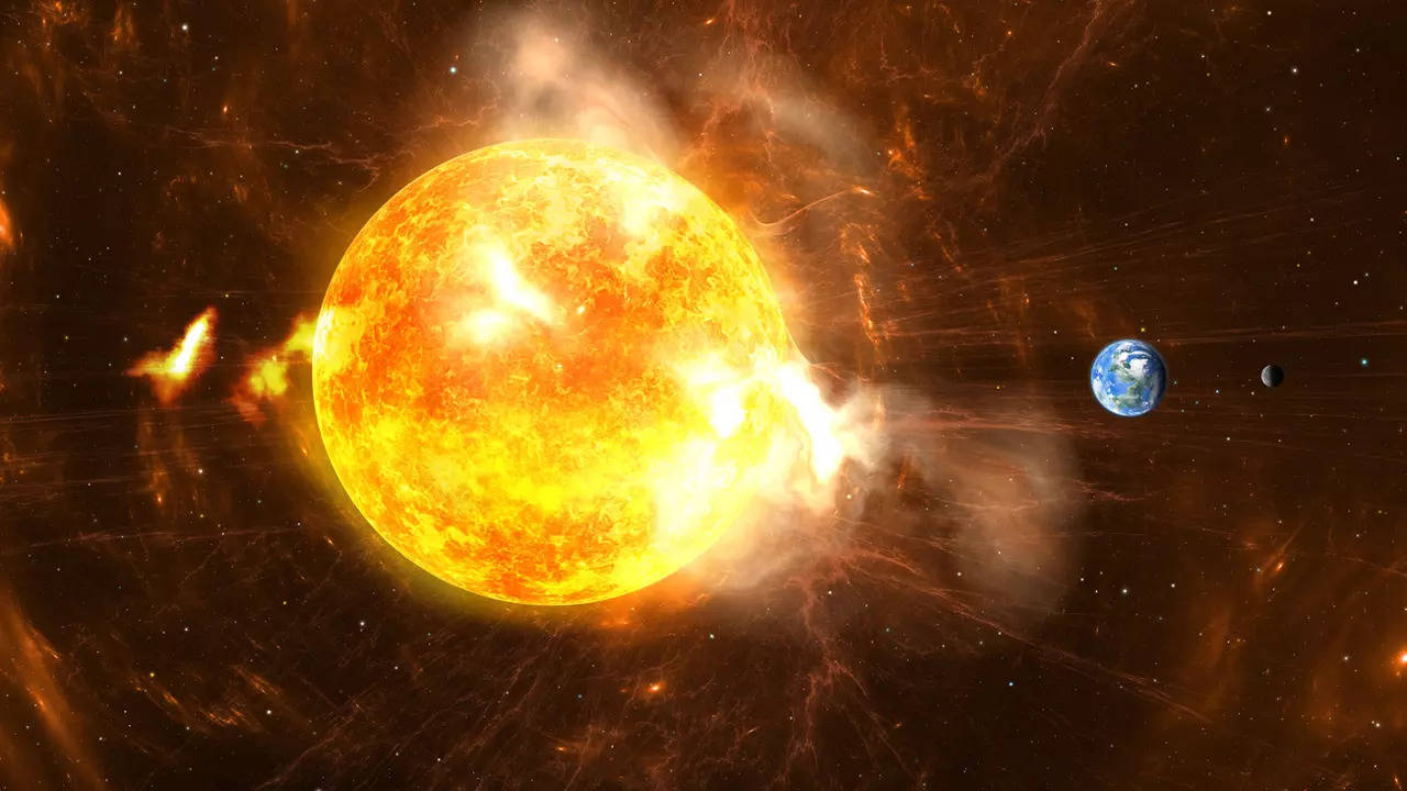 Solar storm collided with the eart