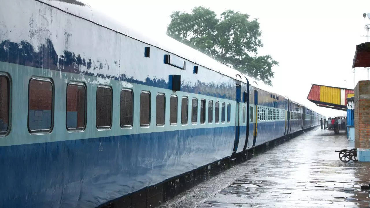 Ranchi Sampark Kranti Express