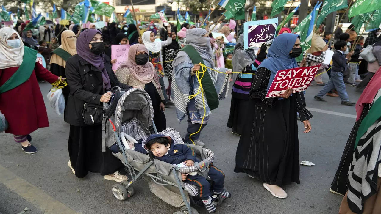 protest in pakistan