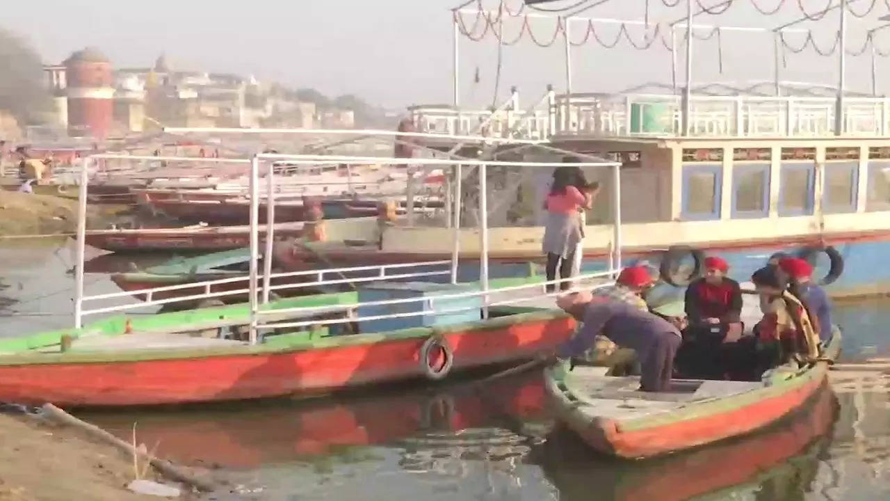 varanasi boat