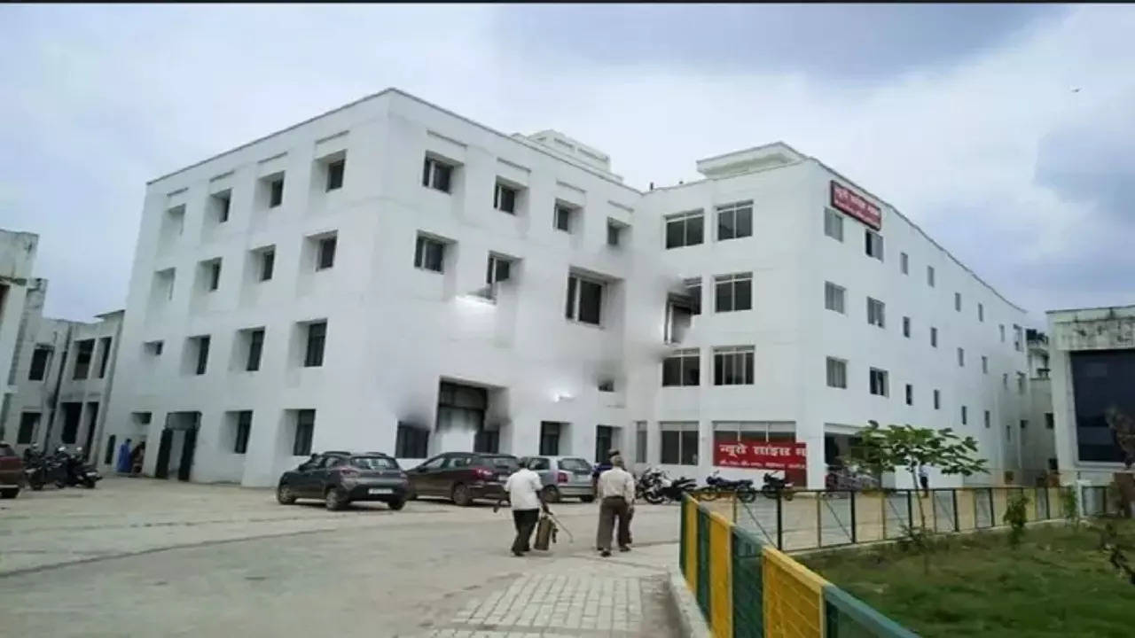 kanpur hallett