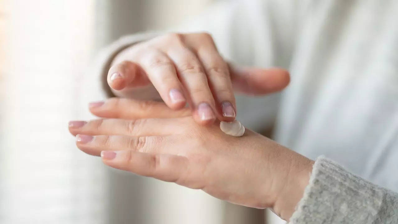 Dry soft hand during Winter 