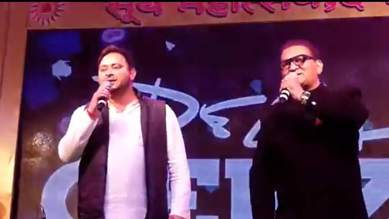 Tejashwi Yadav, Abhijeet Bhattacharya