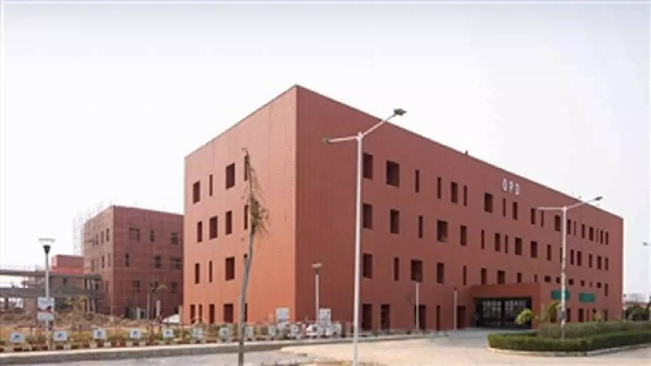 Lucknow Cancer Institute