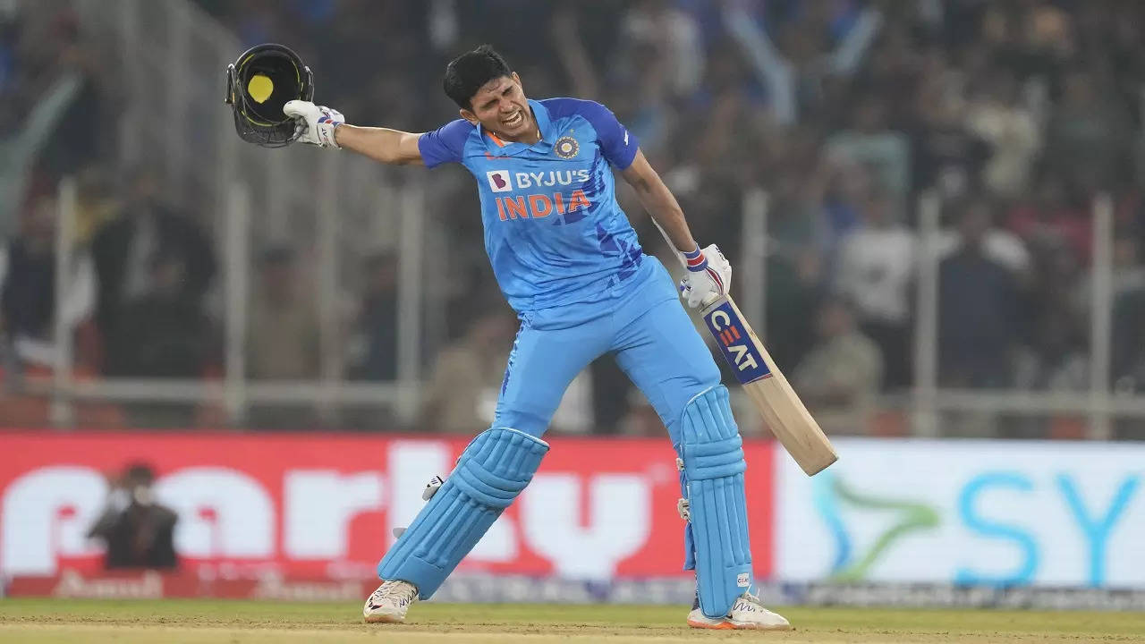 Shubman-gill-century