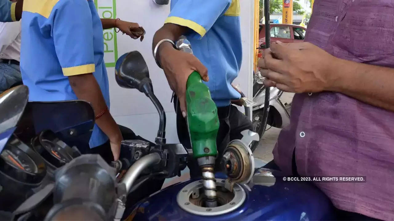 E20 Fuel: 11 राज्यों में इथेनॉल मिक्स पेट्रोल की बिक्री शुरू, जानें कहां मिलेगा और क्या आपका राज्य है लिस्ट में शामिल