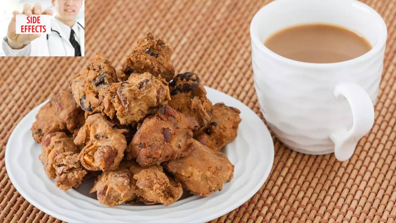 Side effects of tea with namkeen and pakoda