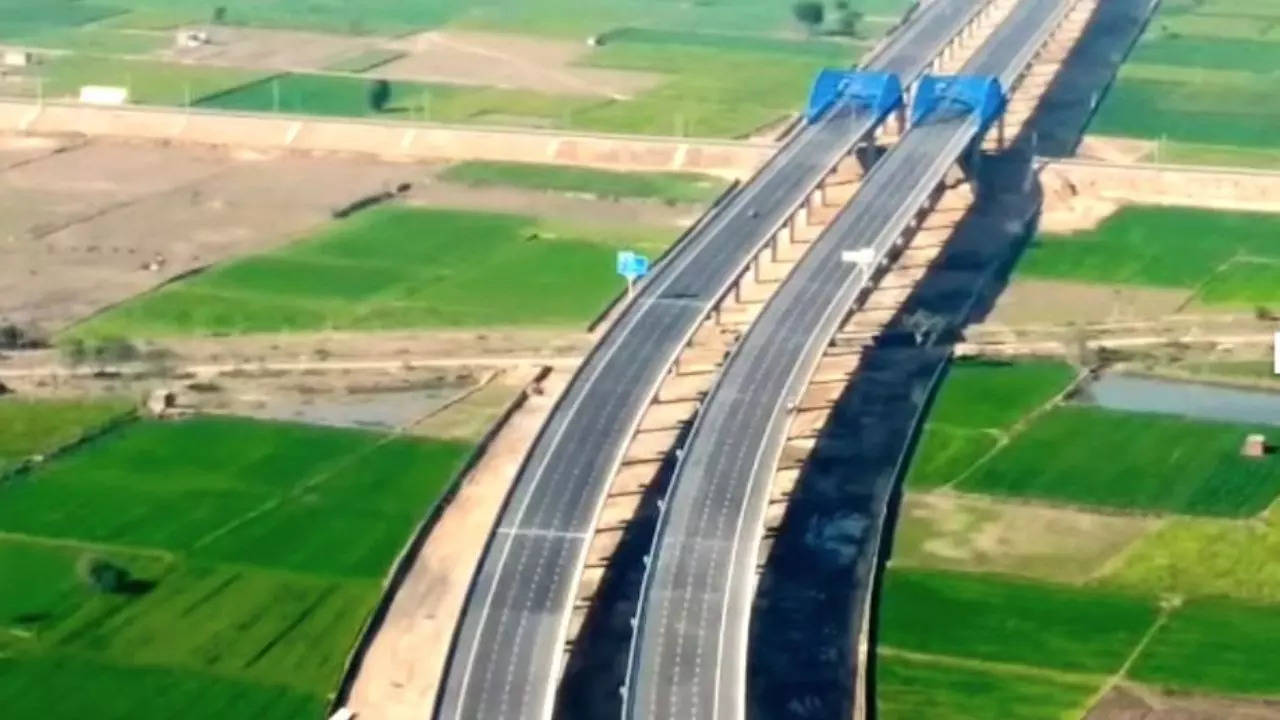 Delhi Mumbai Expressway