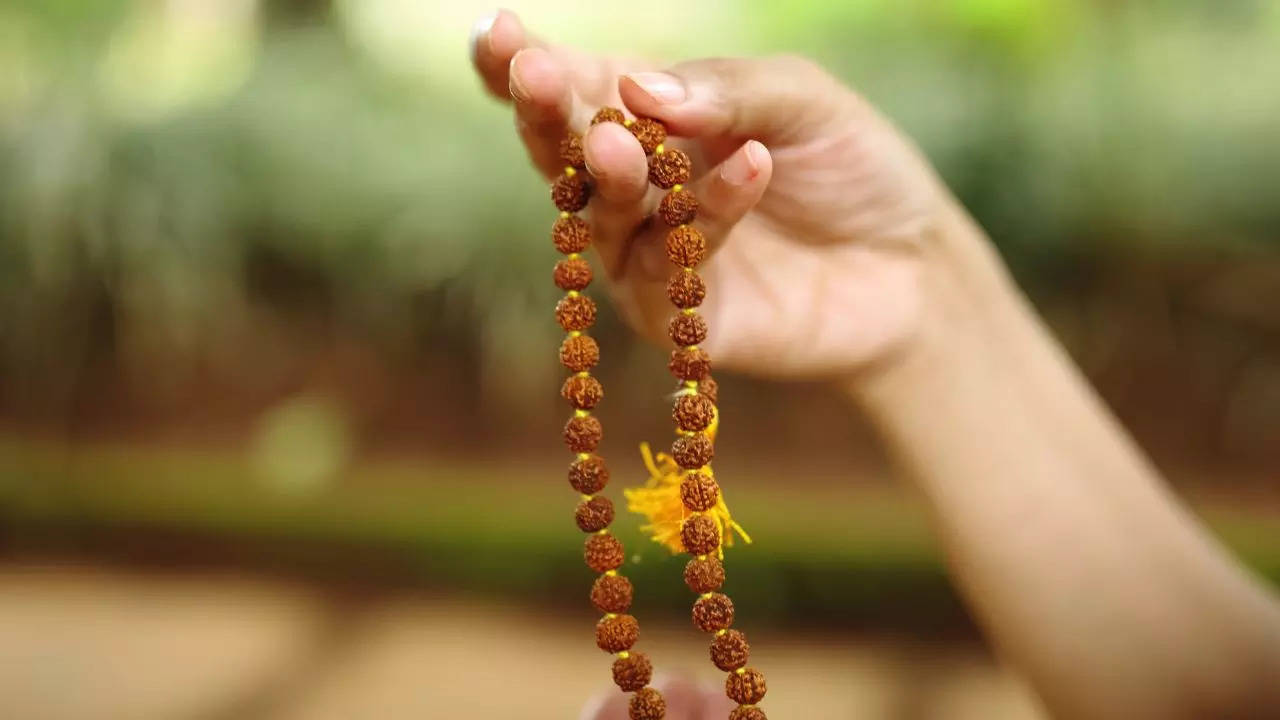 Mantra Chanting of Mala