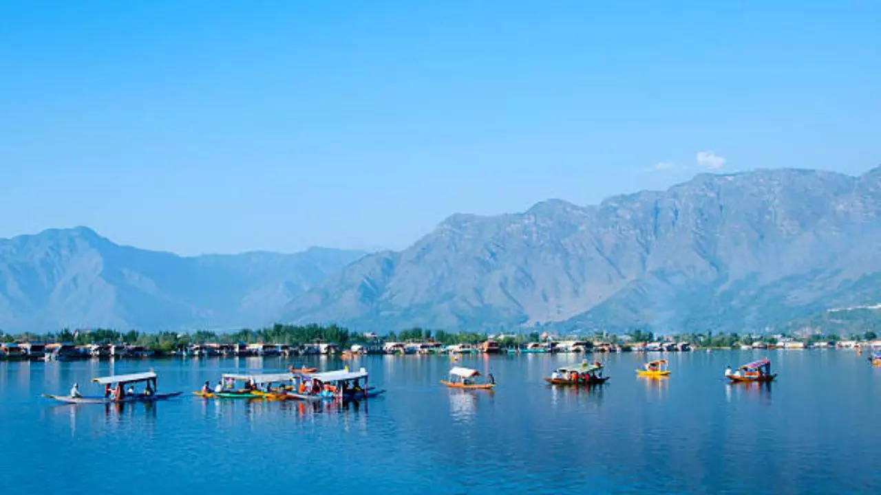 IRCTC TOUR PACKAGE FOR SRINAGAR, GULMARG, PAHALGAM, SONMARG