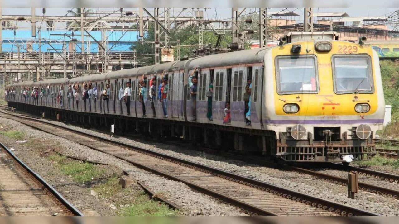 Lucknow indian railway