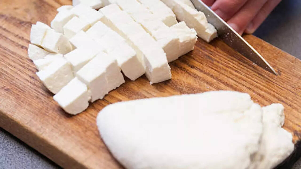 Paneer Check: How to check Real or Fake Paneer?-कहीं असली के नाम पर आप तो नहीं खा रहे नकली पनीर, खुद इन तरीकों से करें पहचान | यूटिलिटी News, Times Now Navbharat