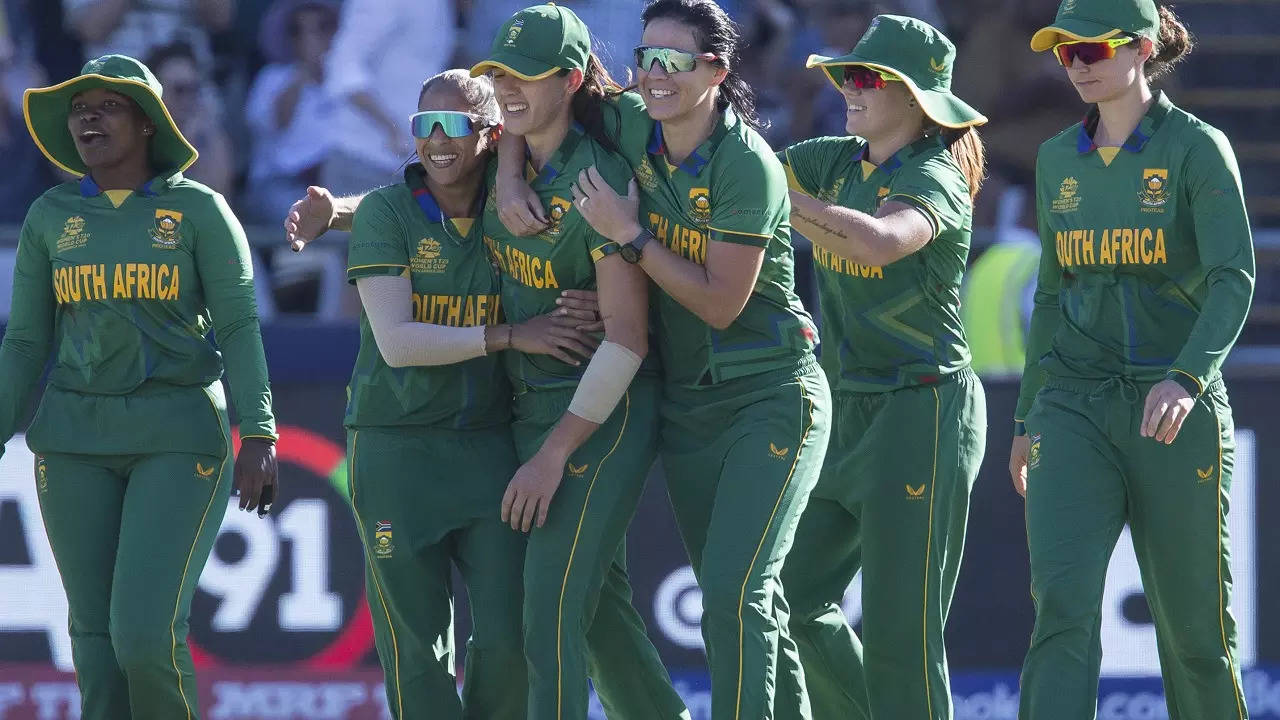 South Africa women enters women's t20 world cup final