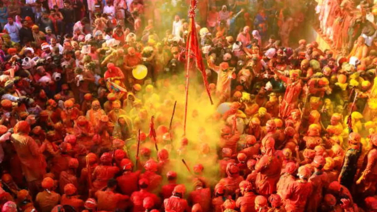 mathura holi 2023