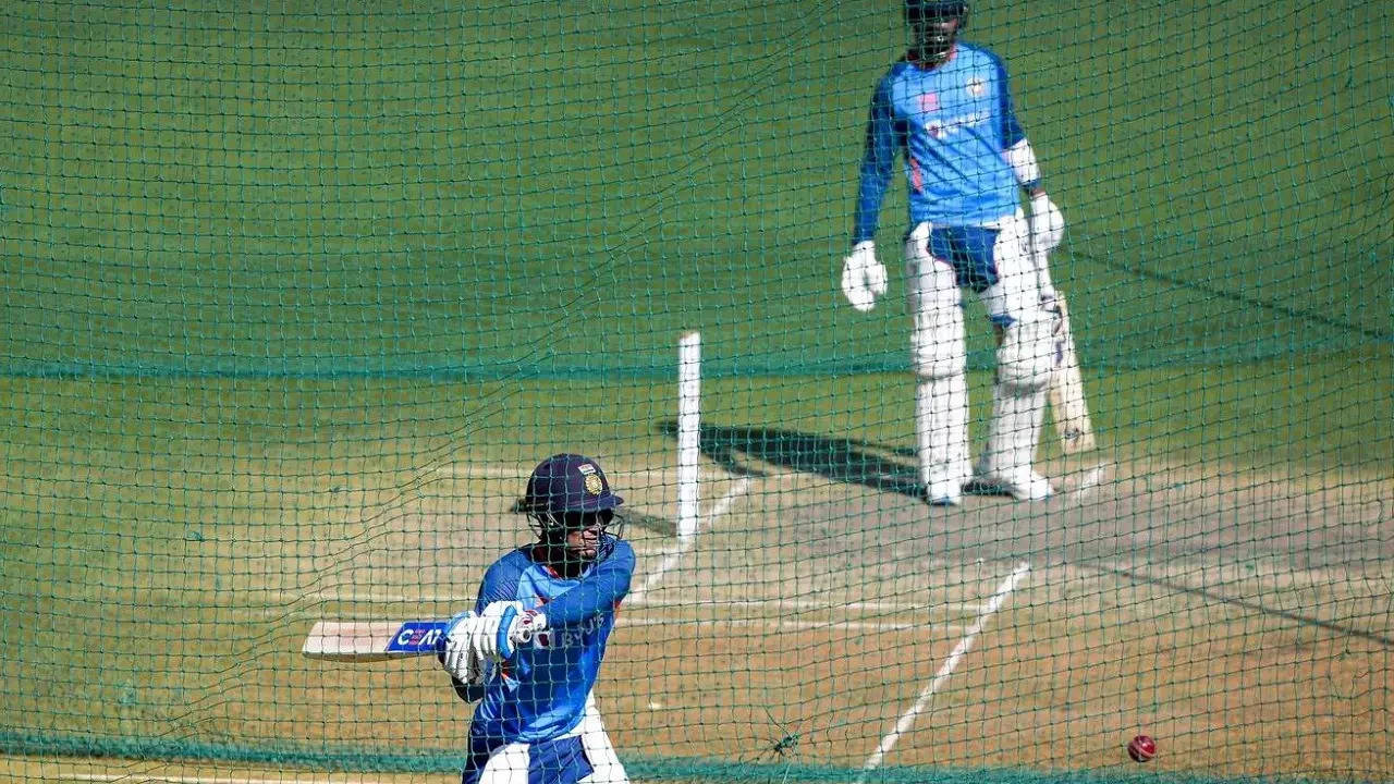 Shubman Gill and KL Rahul during a practice session