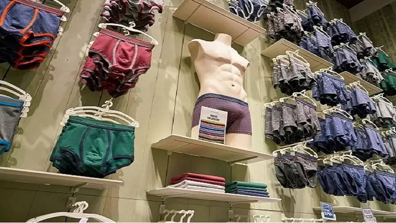 men underwear sale and relation with recession of economy, Underwear