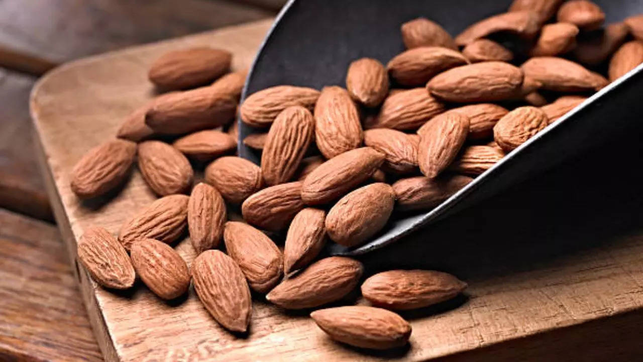 Almonds Check Real or Fake