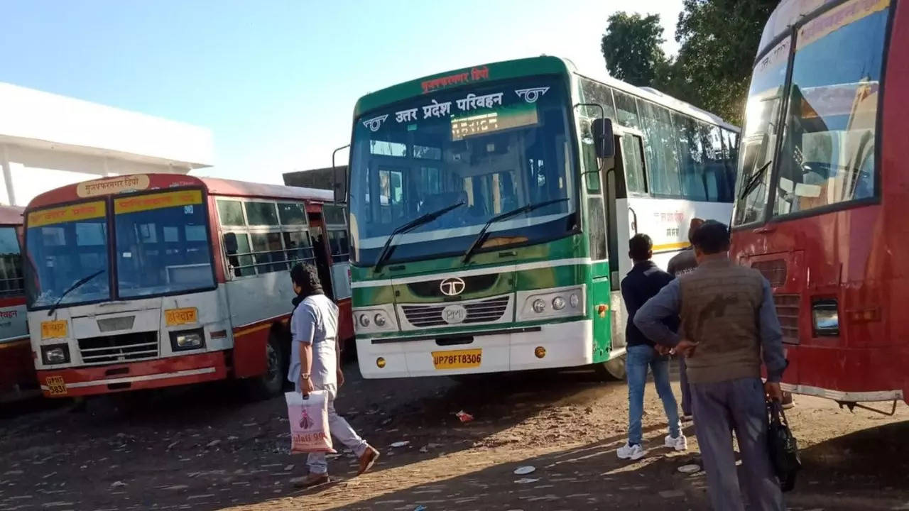 Ghaziabad to Holi Special Bus