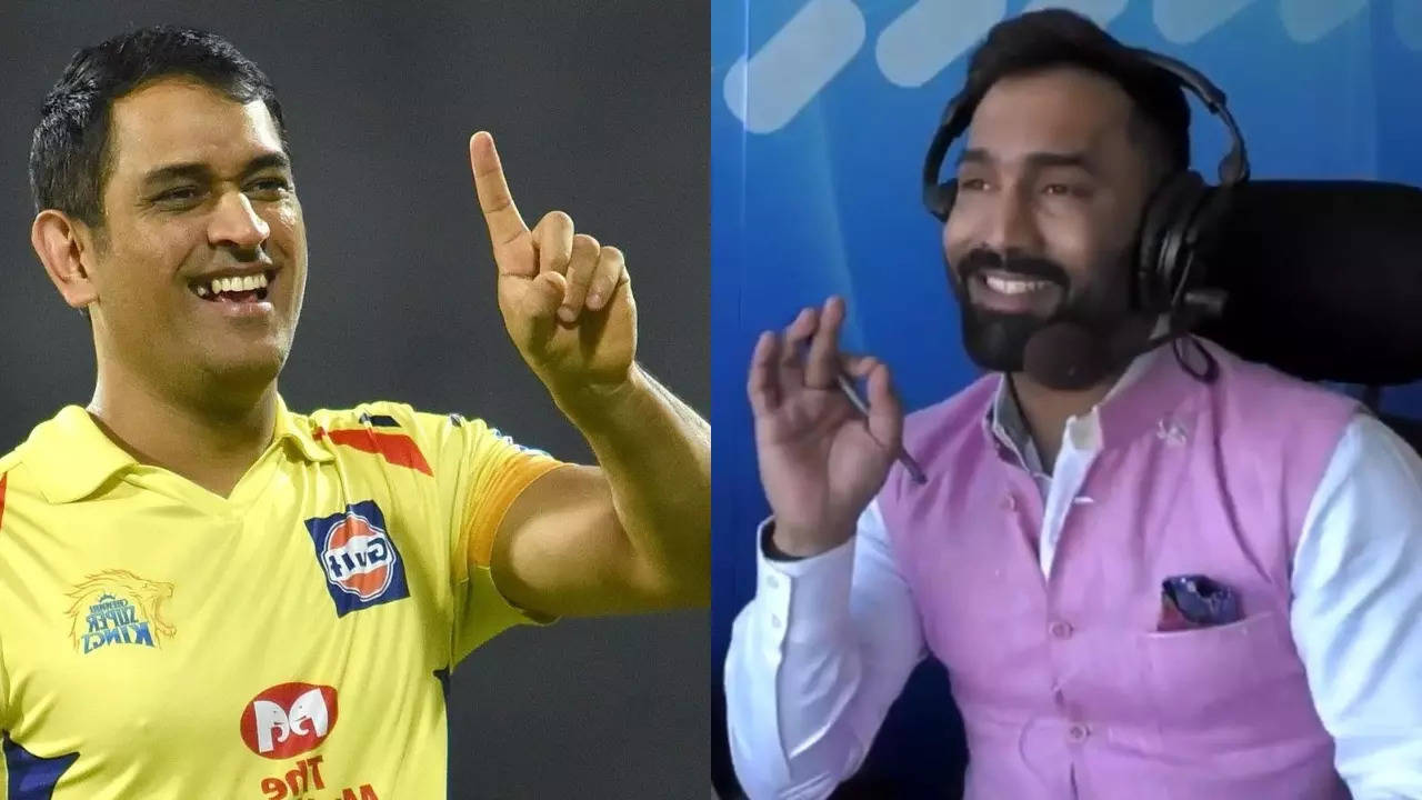 dhoni and DINESH KARTHIK COMMENTRY