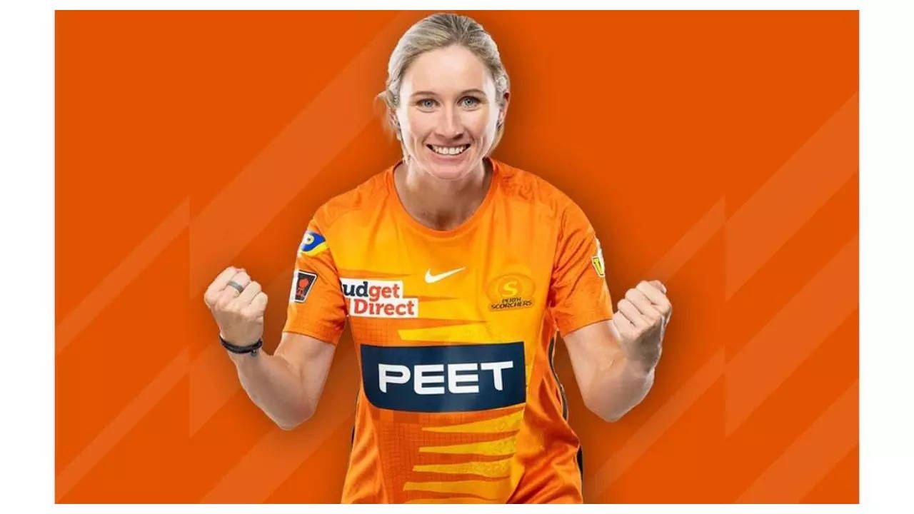 Gujarat Giants captain Beth Mooney