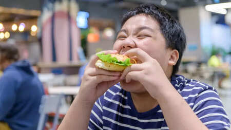 world obesity day 2023 childhood obesity causes and prevention tips in  hindi | Times Now Navbharat