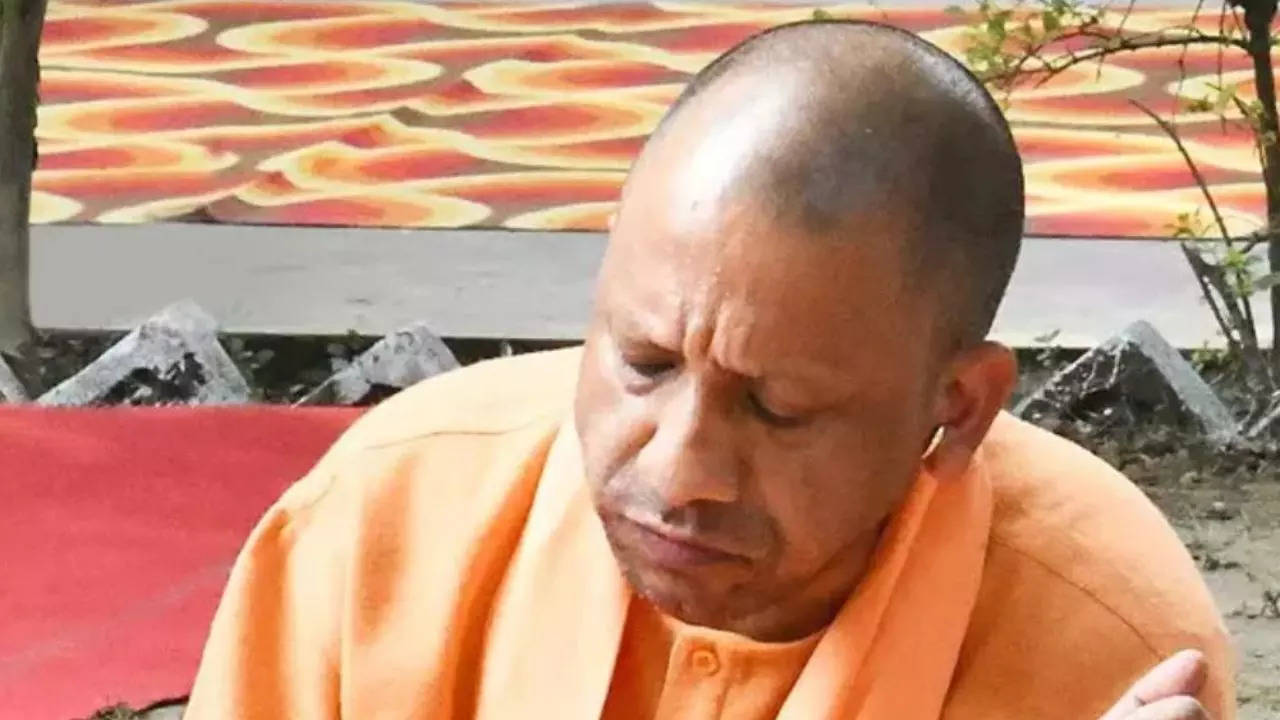 up-cm-yogi-adityanath-diet-plan-breakfast-lunch-and-dinner-full-detail