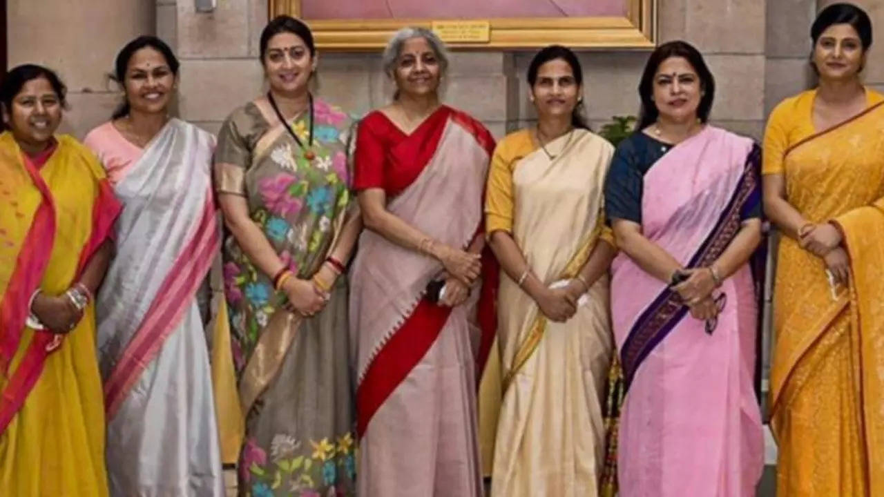 Women's Day: मोदी सरकार की ताकतवर मंत्री हैं ये महिलाएं, देश ही दुनिया भर में बजता है इनका डंका