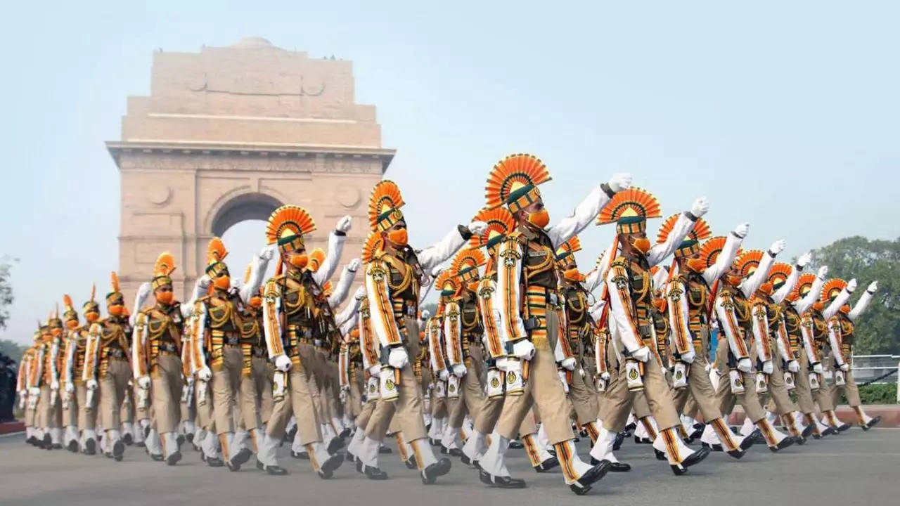 CISF Raising Day: जब बगावत पर उतारू थे सीआईएसएफ के जवान, बोले थे- वर्दी-वर्दी, भाई-भाई...लेकर रहेंगे पाई-पाई; पढ़ें- पूरा किस्सा