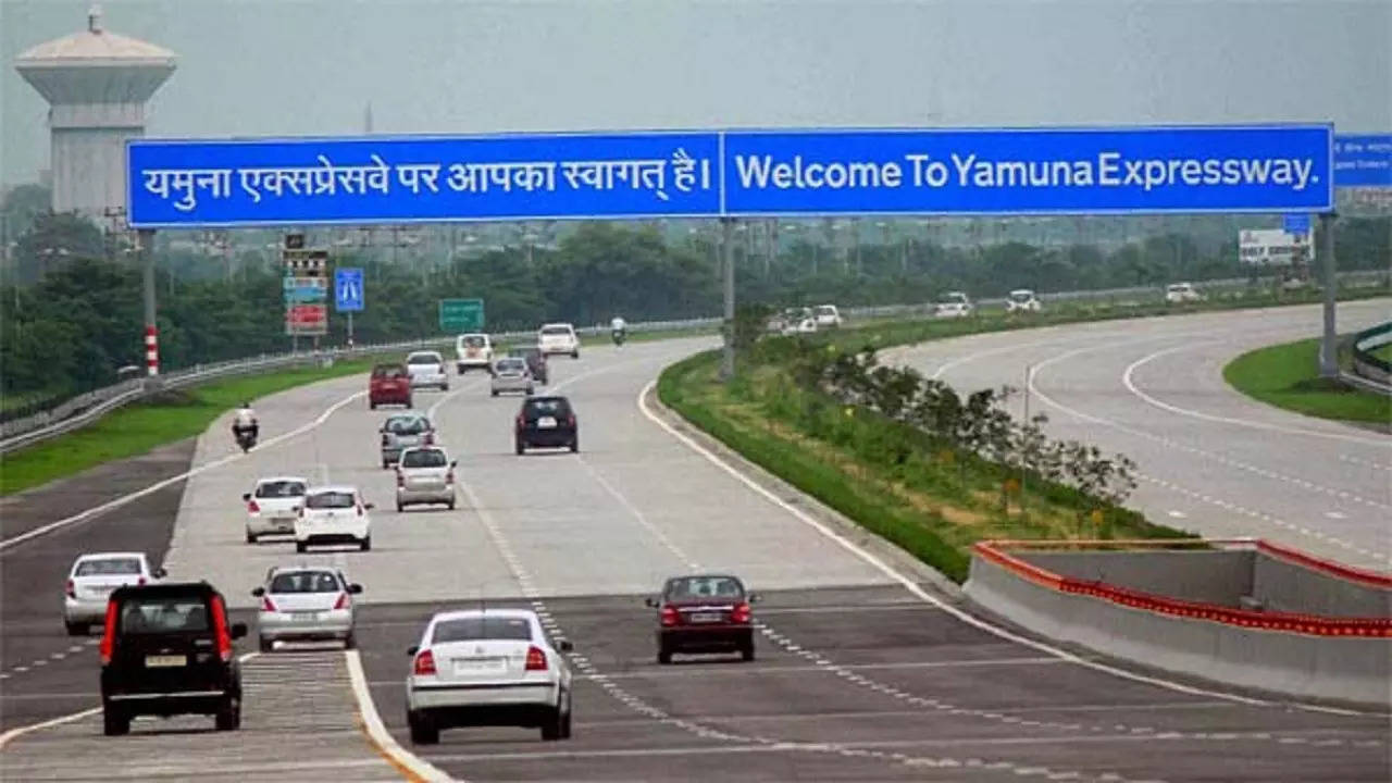 Agra Yamuna Expressway