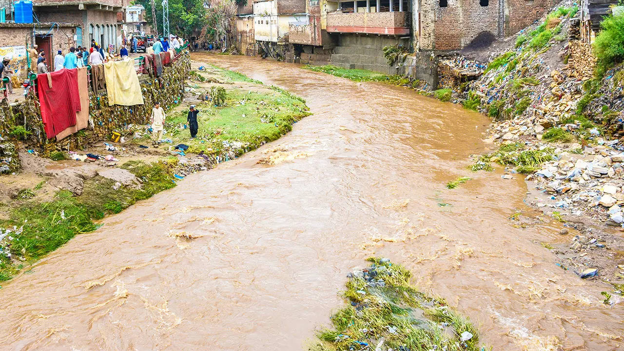 up sonbhadra death due to rain