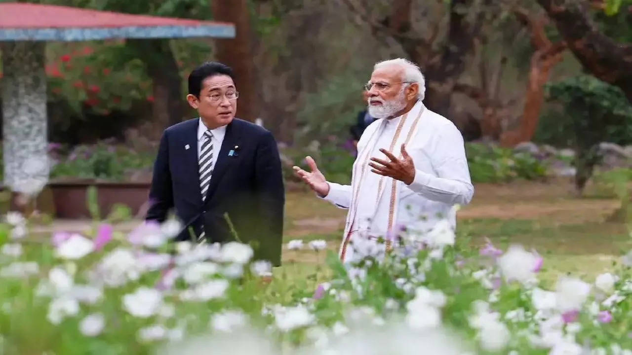 Fumio Kishida with PM Modi