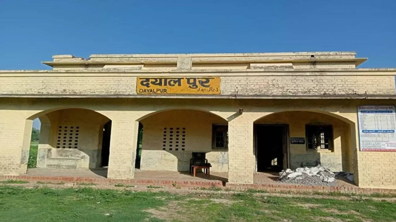 dayalpur Railway Station