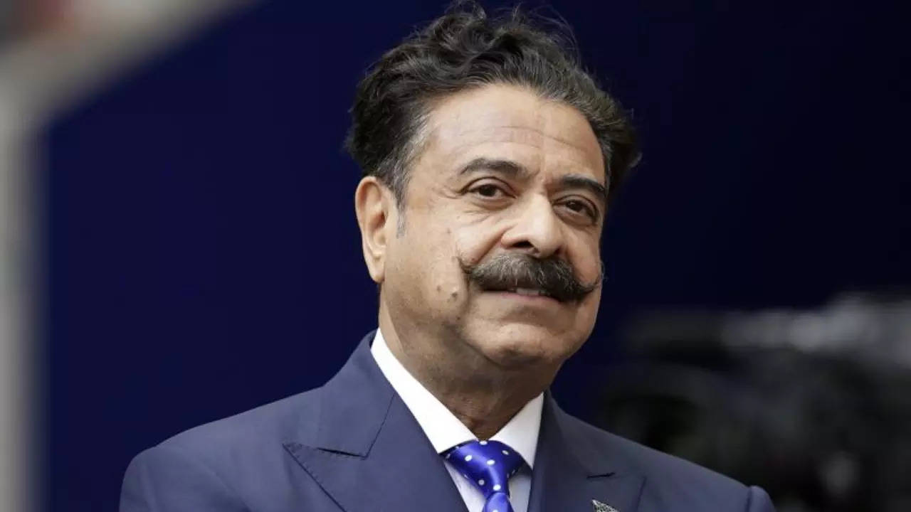 Shahid khan, Pakistan crisis, Pakistan richest man