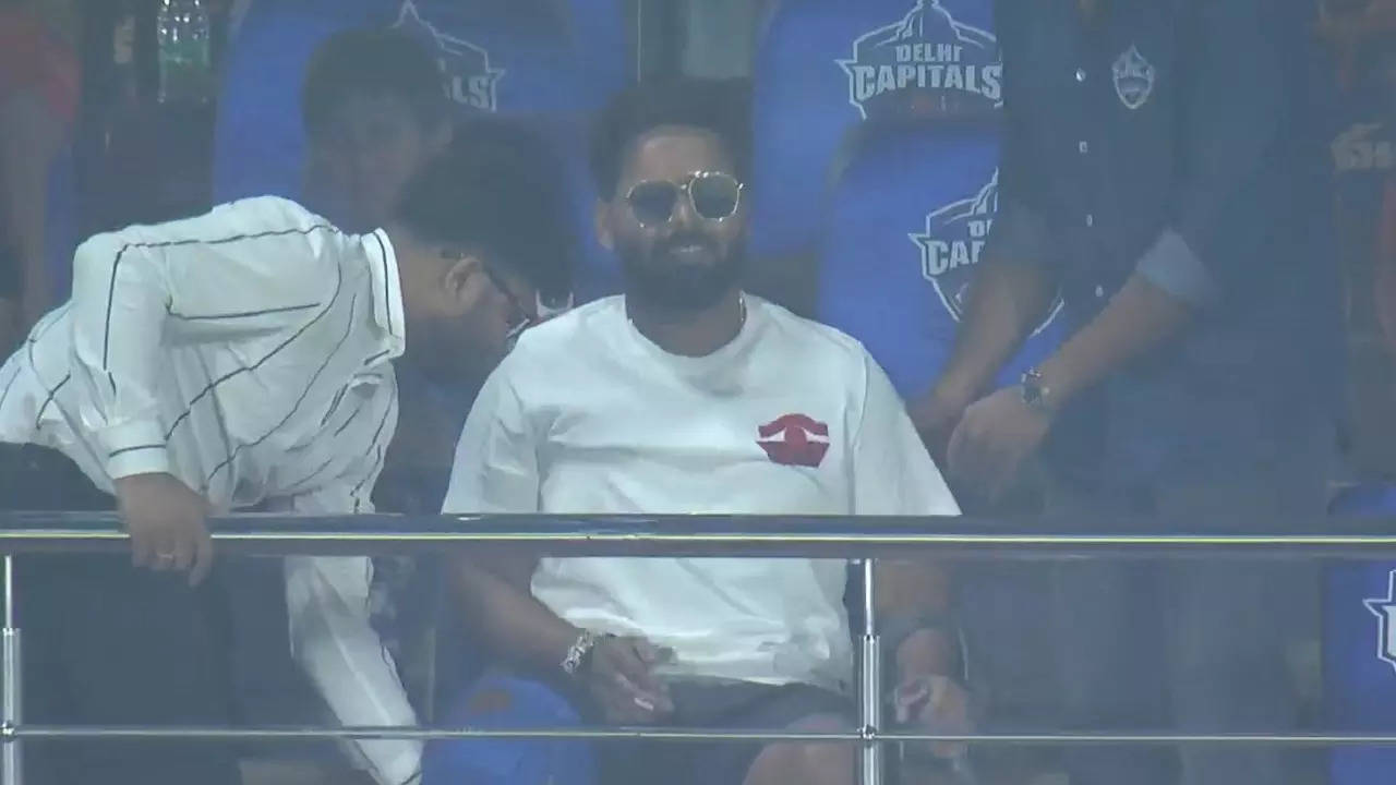 RISHABH PANT in stadium to watch DC vs GT IPL match