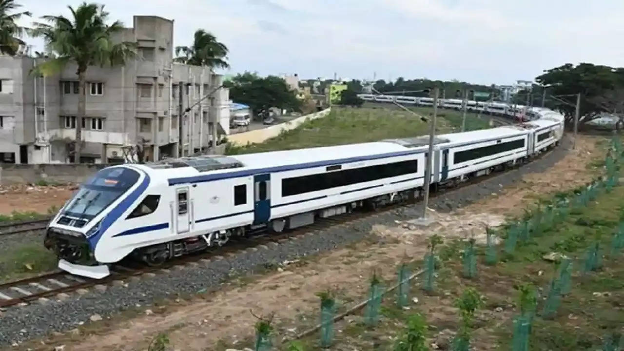 Vande Bharat Express, Visakhapatnam, Secunderabad