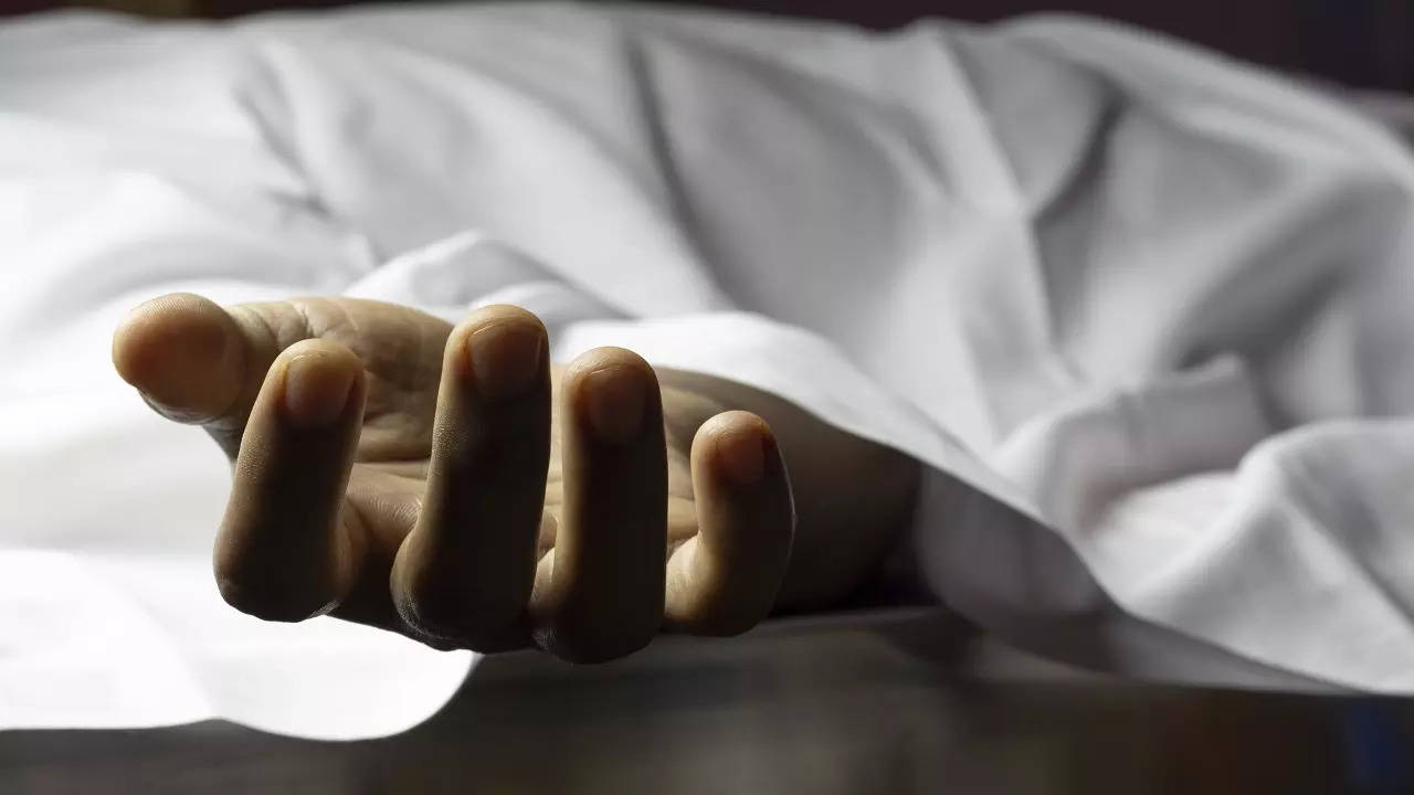 Dead Body Rotten in Mortuary