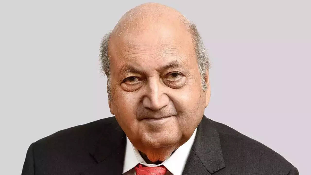 Keshub Mahindra Passed Away