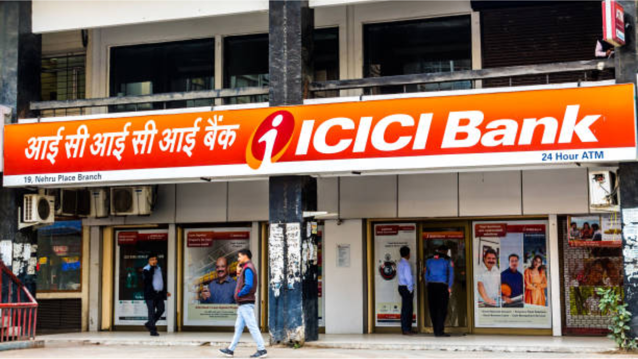 ICICI Bank Introduced EMI Facility For UPI Payments By Scanning QR Code ...