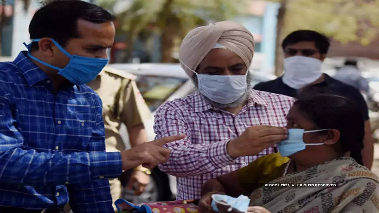 Corona cases, Gautam Budh Nagar, mask