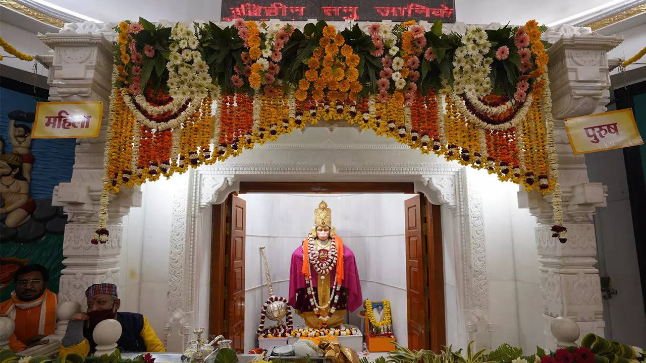 Hanuman Setu Mandir: यहां हनुमान जी को भक्त लिखते हैं चिट्ठी, ऐसे होती है मनोकामना की पूर्ति