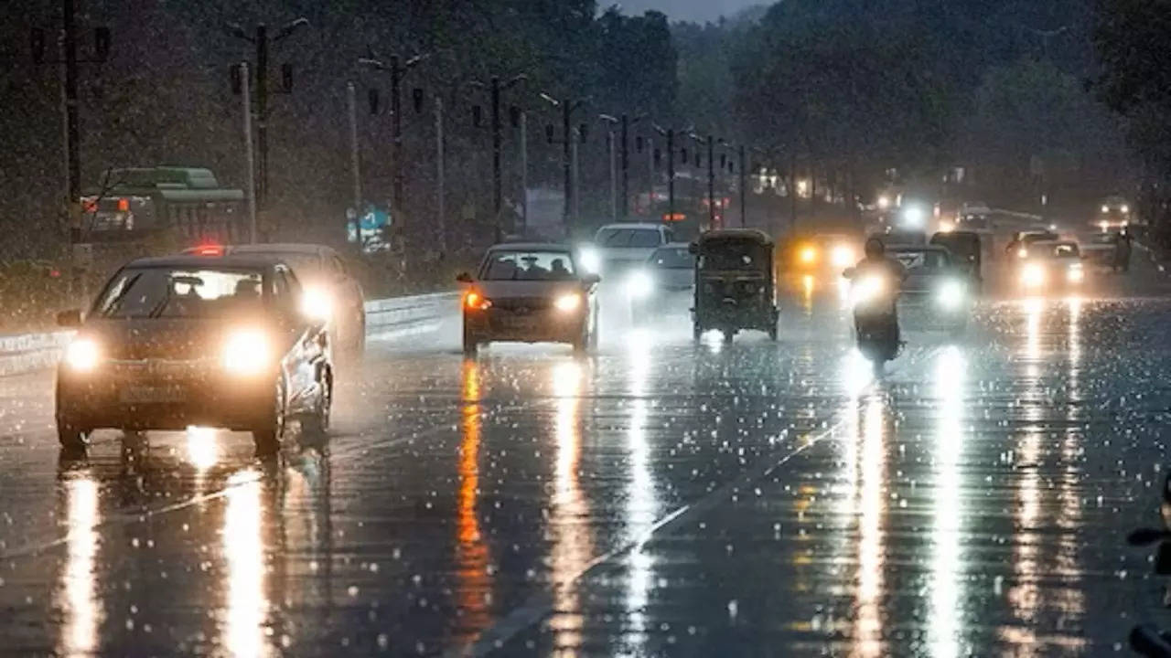 delhi ncr rain, delhi rain, delhi weather