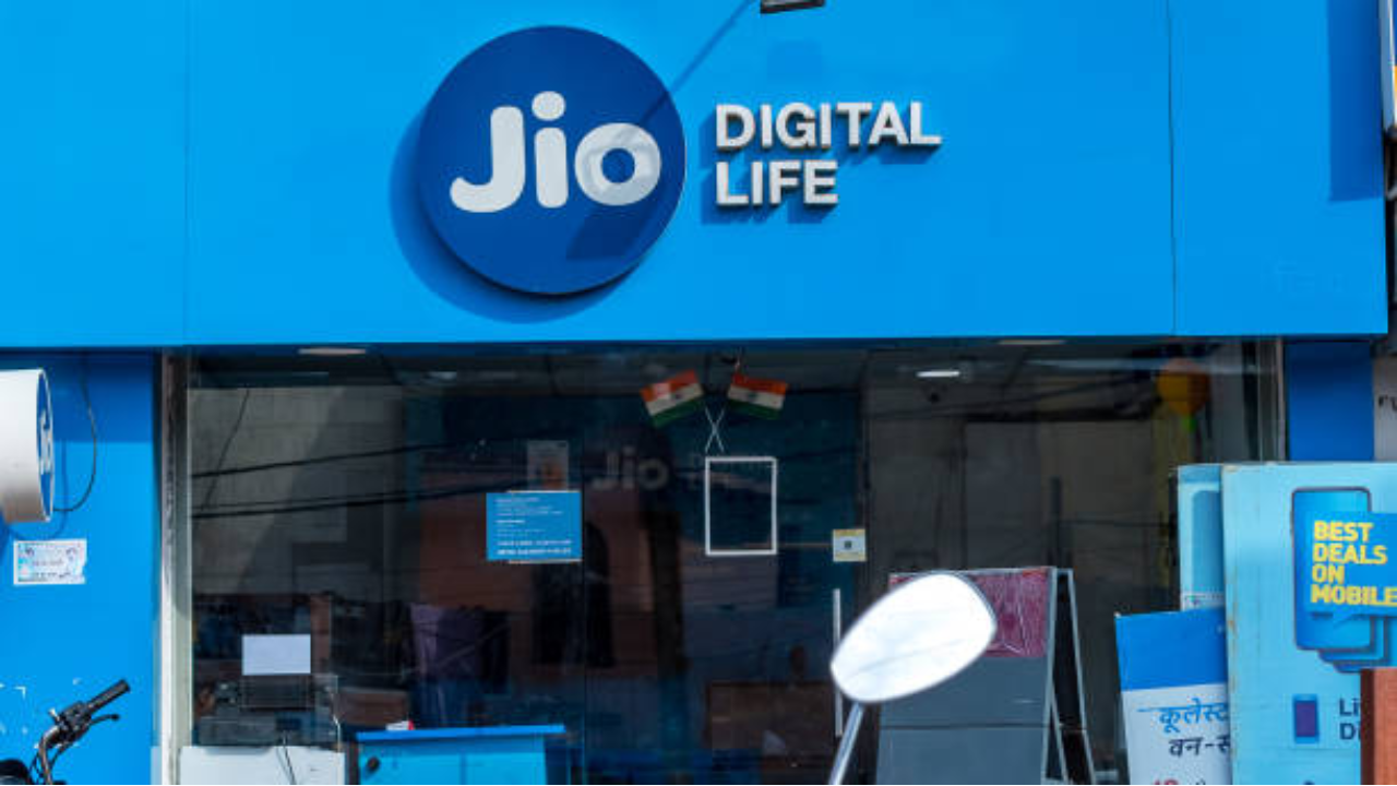 jio, reliance jio, reliance jio q4 results, mukesh ambani