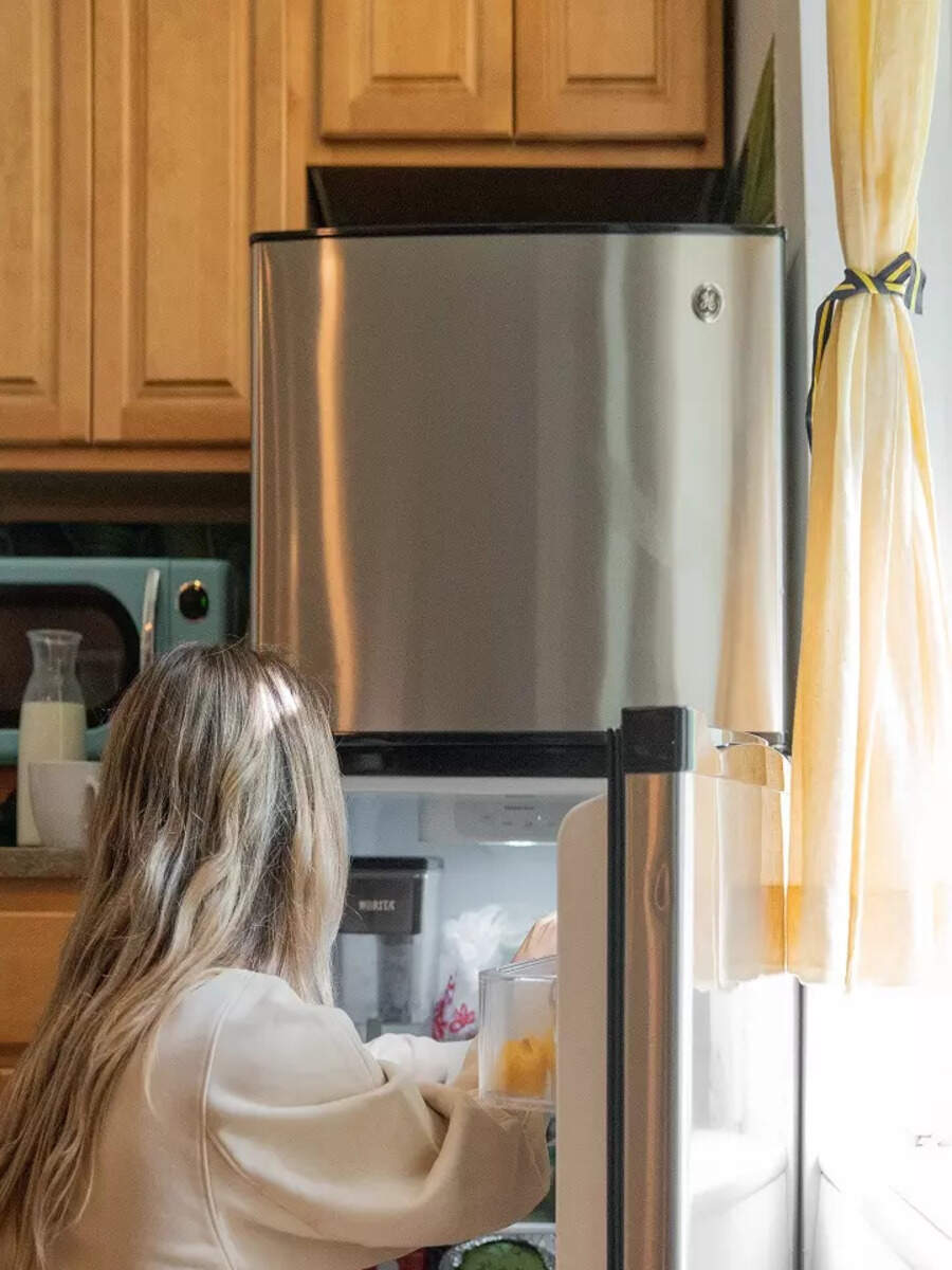 foods that should never kept in fridge read in marathi TimesNow Marathi