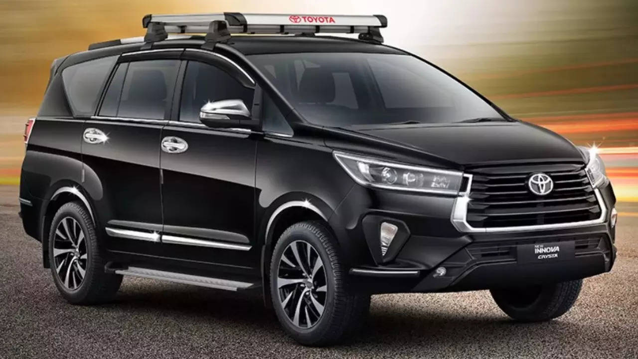 Toyota Innova Crysta Two New Variants Launched Including New Base Variant