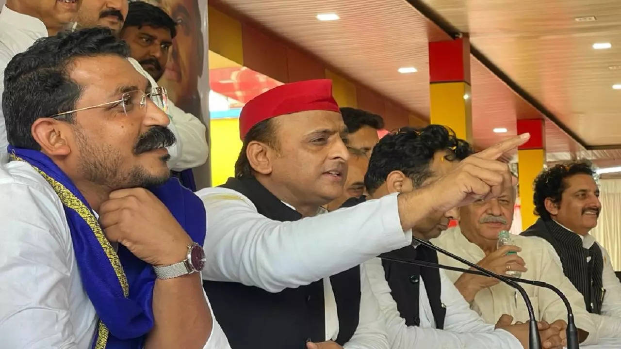 akhilesh yadav, up nikay chunav